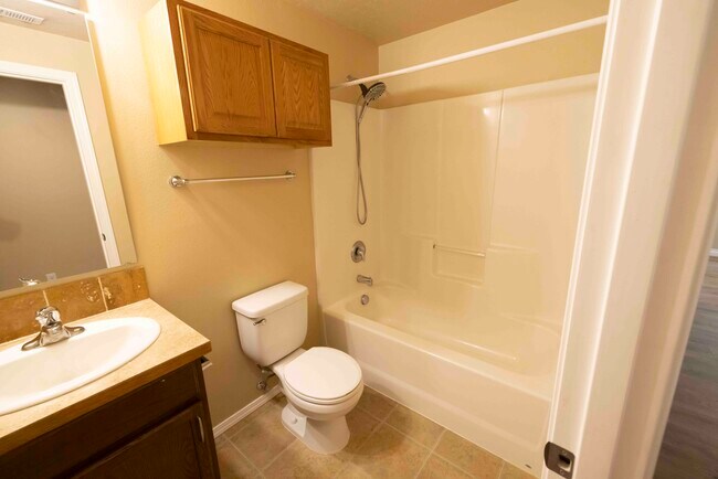 Photo - 1300 SW Greeley St