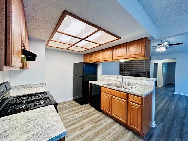 Photo - 9317 Kempler Dr