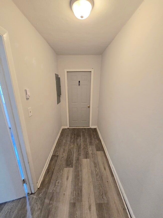 Photo - BEAUTIFUL TWO BEDROOM 1.5 BATHROOM APARTME...