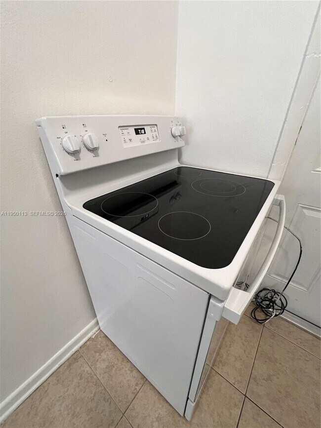 Photo - 1946 NE 167th St Unit 3A