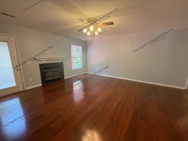 Photo - 1903 Kildare Woods Dr