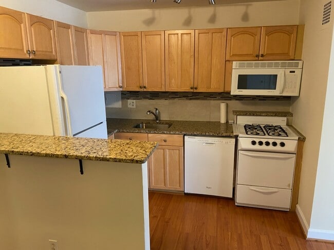 Photo - 2401 H St NW Unit 803