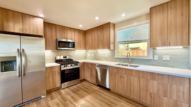 Photo - 1319 Hubbard Ave Unidad Hubbard Street 1319