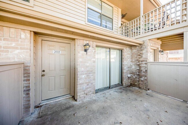 Photo - 2711 Grants Lake Blvd Unidad 202