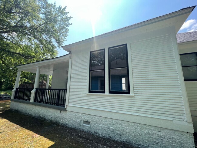 Photo - 1722 Euclid Ave