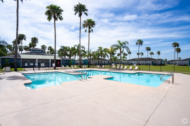 Piscina Valley Islands Palms