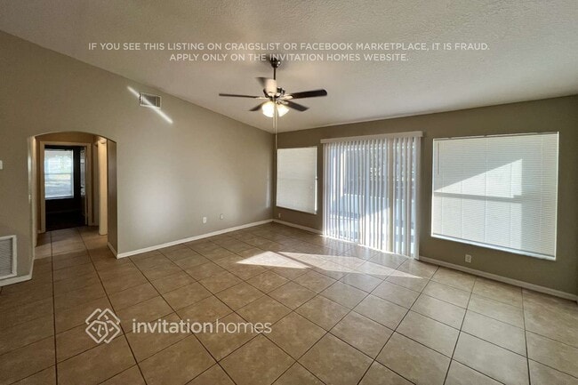 Photo - 5807 NW Carr Ct