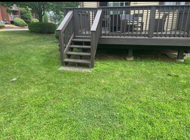 Photo - 209 Maple Hill Dr