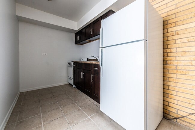 Photo - 8515 S Green Chicago, IL 60620