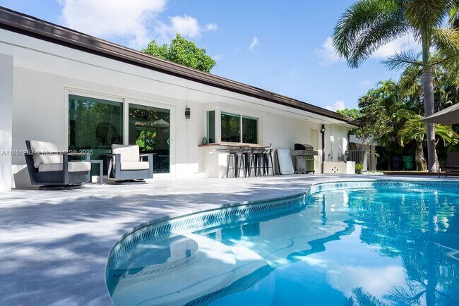 Photo - 14941 SW 87th Ave