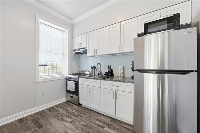 Building Photo - 3-5 Potter Pl Unit 5A