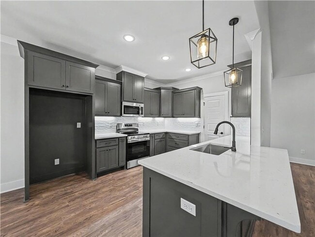 Photo - 24 Cromarty Dr