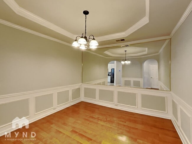 Photo - 2314 Longcourt Wy