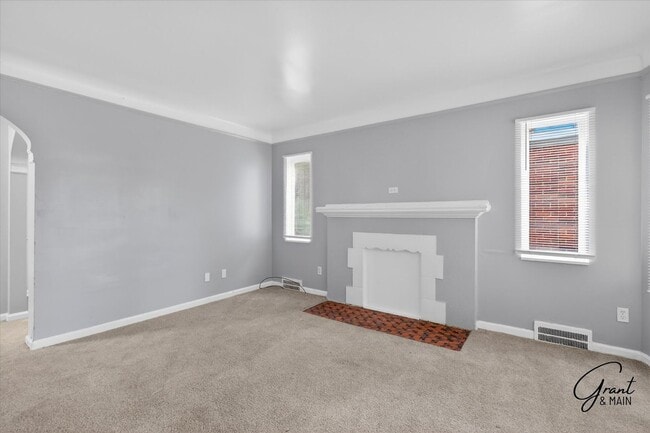 Photo - $1200 2 bedroom ranch