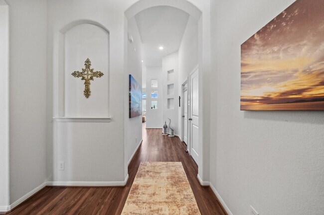 Photo - 1313 Mainland Shrs Ln