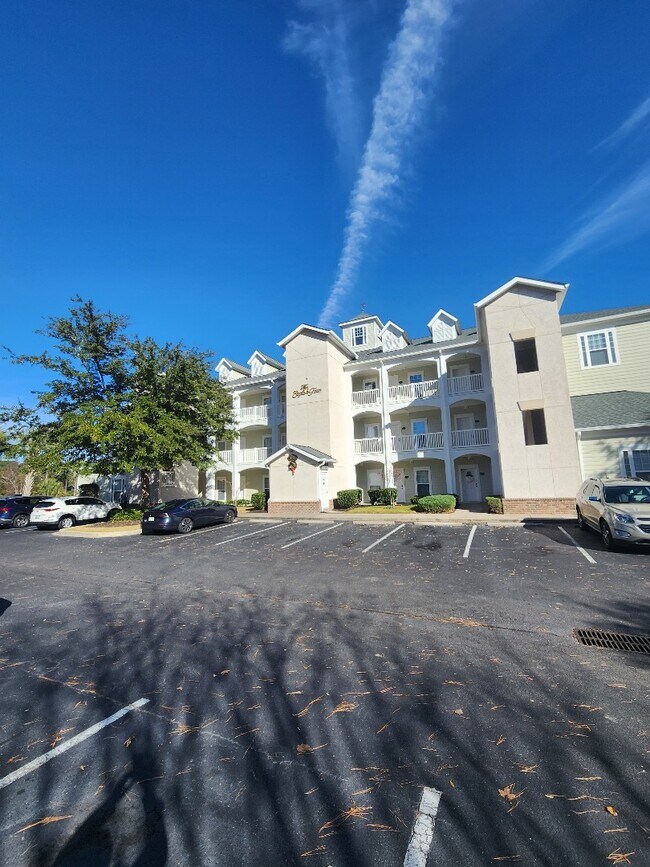 Building Photo - 1033 World Tour Blvd Rental