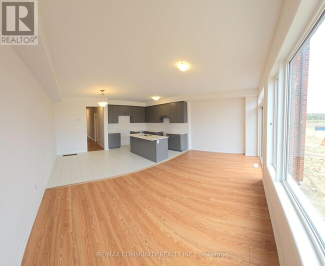 Photo - 751 Carpenter Trl
