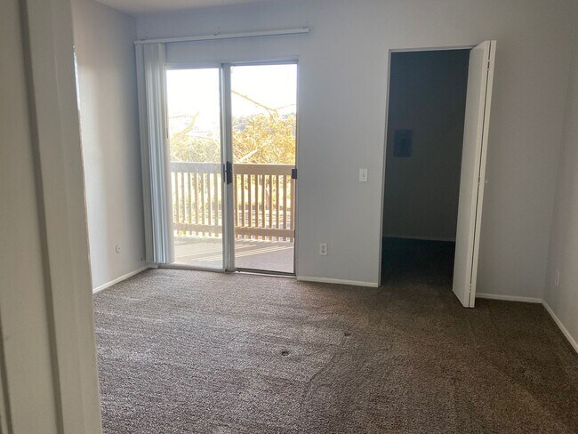 Photo - Gorgeous One Bedroom Condo in the heart of Fashion Valley