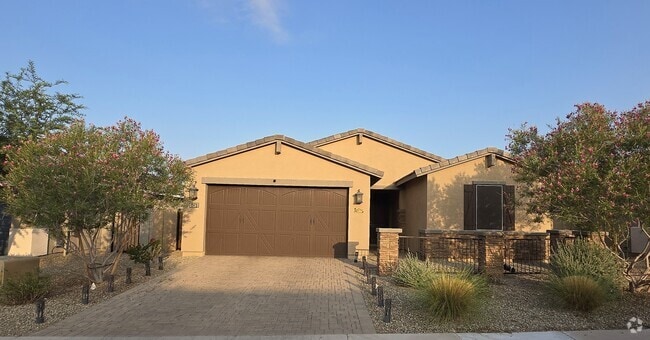 Building Photo - 1578 S 224th Ln Rental