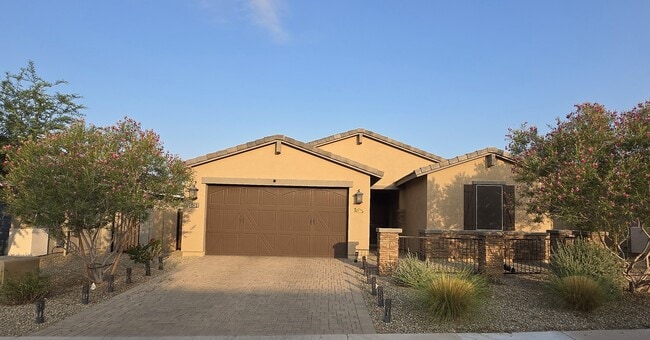 Photo - 1578 S 224th Ln House