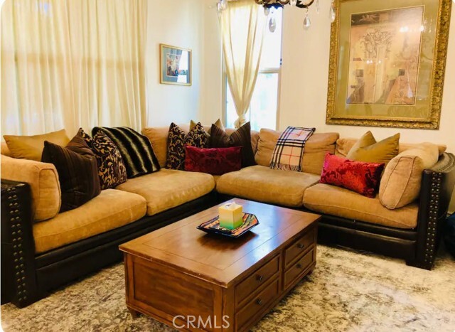 Photo - 162 Overbrook