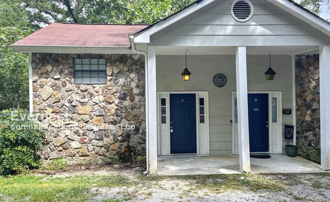 Building Photo - 621 Pan Gap Rd Rental
