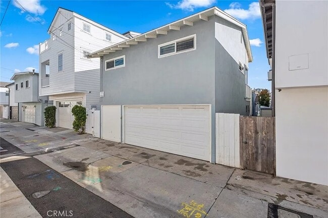 Photo - 315 Sapphire Ave