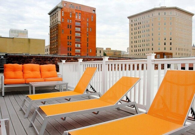 Photo - Shockoe Commons