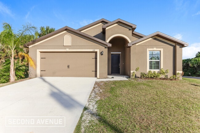 Building Photo - 3399 Lakeland Ave