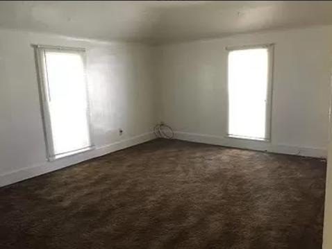 Photo - 2120 Russell Ave