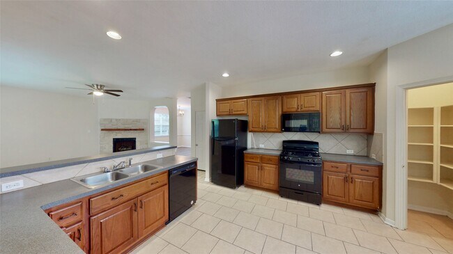 Photo - 14527 Eastern Redbud Ln