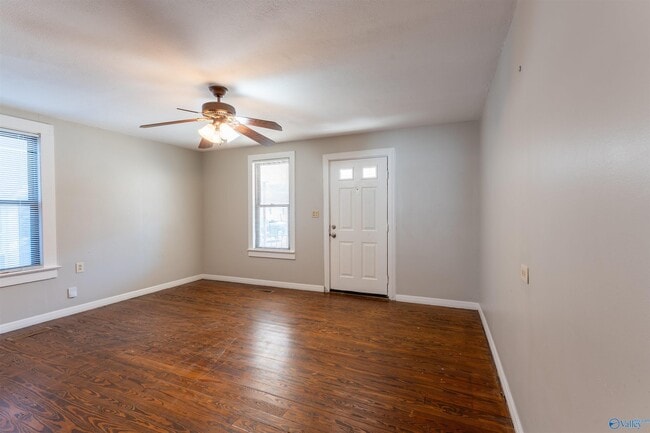 Photo - 1421 Rison Ave NE