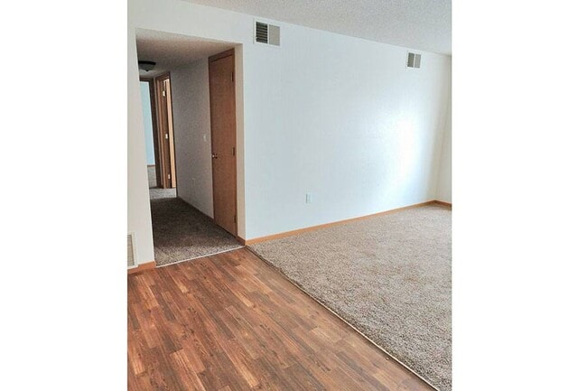 SUNDANCE BOONE APARTMENTS