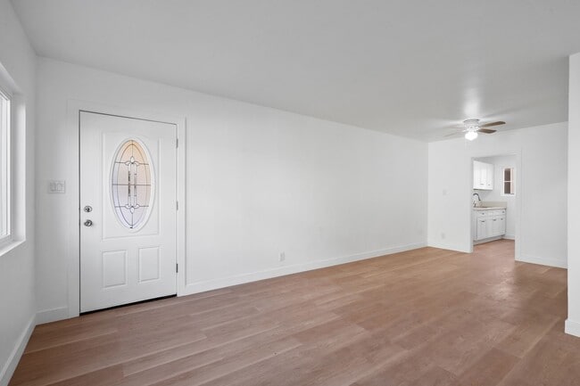 Photo - 8150 Sepulveda Pl