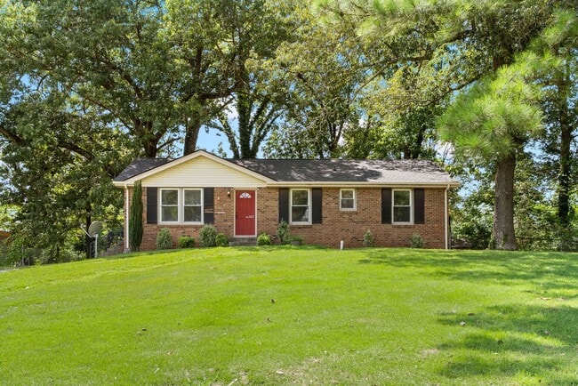 Building Photo - 3 Bedroom Pet Friendly Home For Rent!