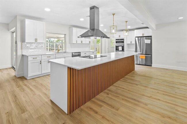 Photo - 5700 Bayou Grande Blvd NE