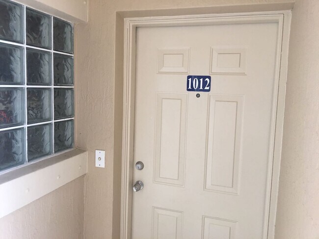 1103 Golden Lakes Blvd