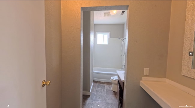 4708 N Napa St Unidad 1