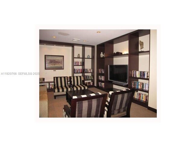 Photo - 3600 Yacht Club Dr Unit 1204