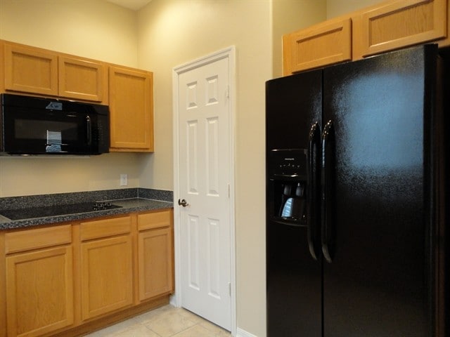 Photo - 11112 Silver Fern Way
