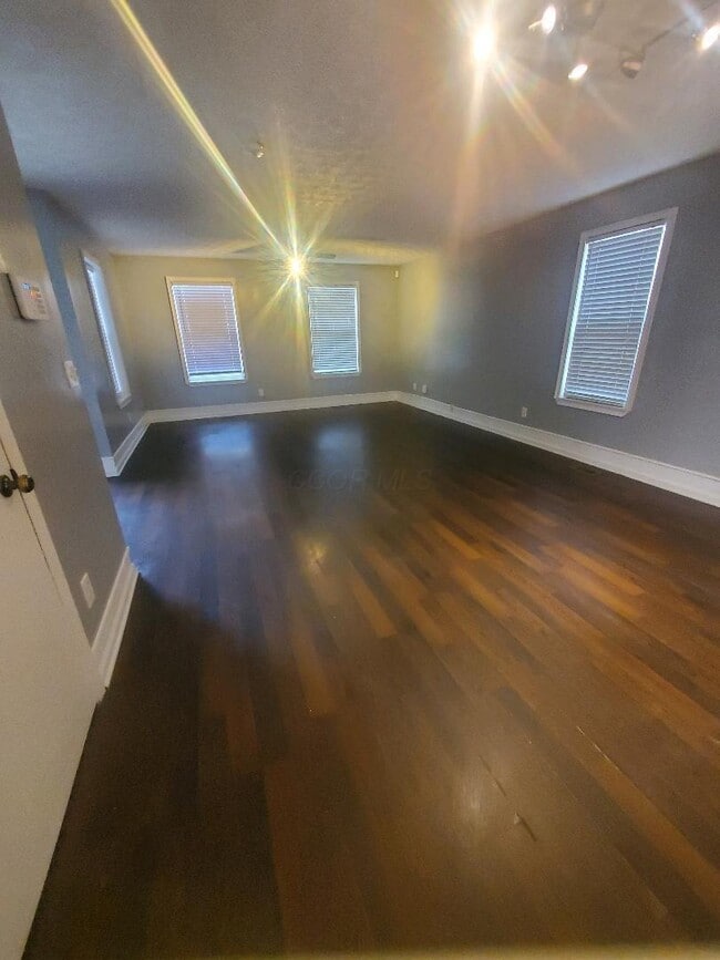 Photo - 254 N 21st St