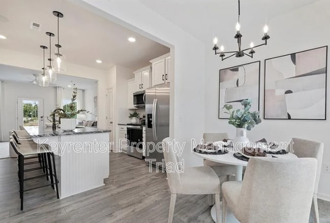 Photo - 1729 Granby Hts Dr