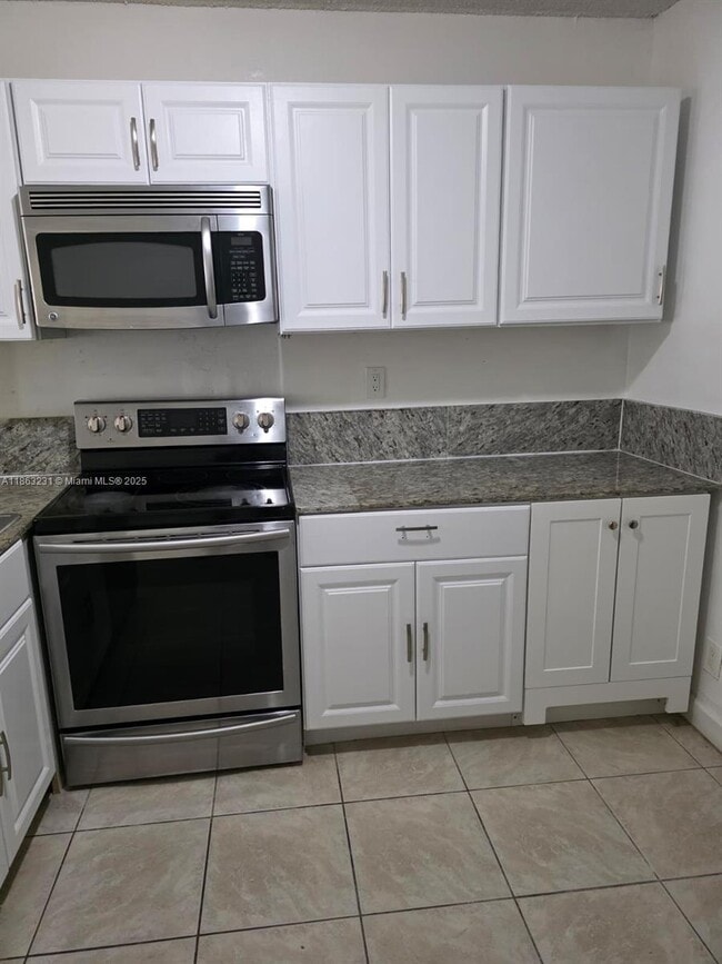 Photo - 1206 Seaview