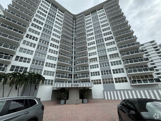 Building Photo - 3700 Galt Ocean Dr Unit 1414 Rental