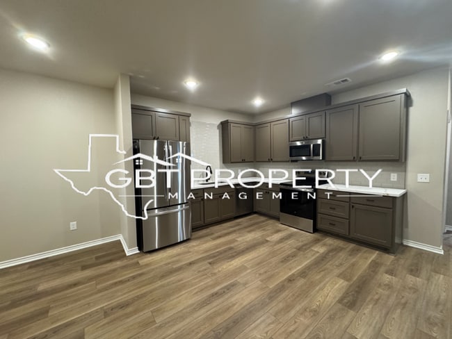 Photo - Brand New Apartments!!  2 Bedroom 2 Bath! Unidad 2F