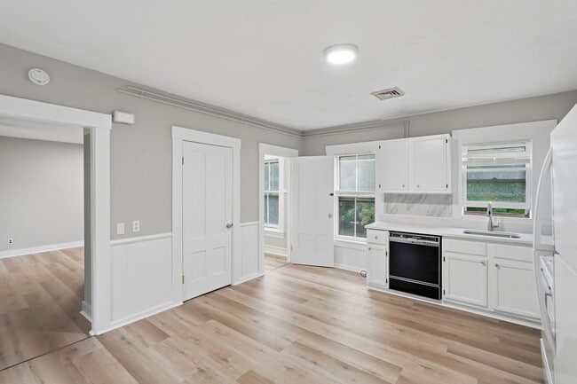 Photo - 71 Main St Unit 2