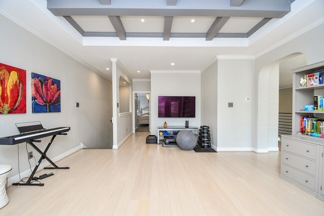 Photo - 7106 Habersham Ave