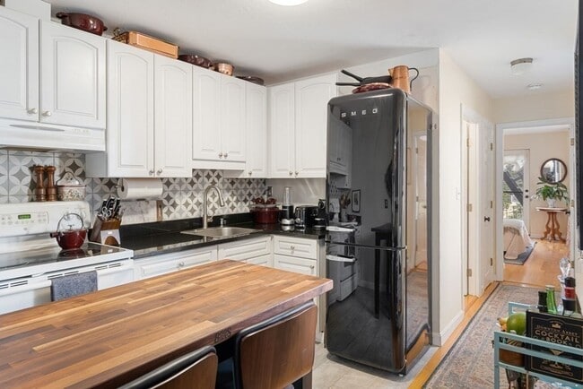 Photo - 9 Hancock St Unit 4