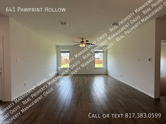 641 Pawprint Holw