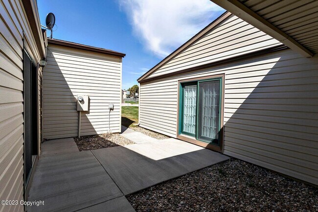 Photo - 909 Indian Hills Dr